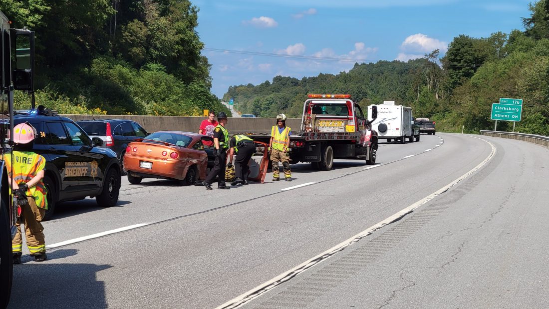 Single-vehicle crash on Interstate 77 Sunday | News, Sports, Jobs ...